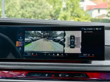 750e M SPORT.SKY.SOFTC.B&W.DR.ASS.360.INDIVIDUAL