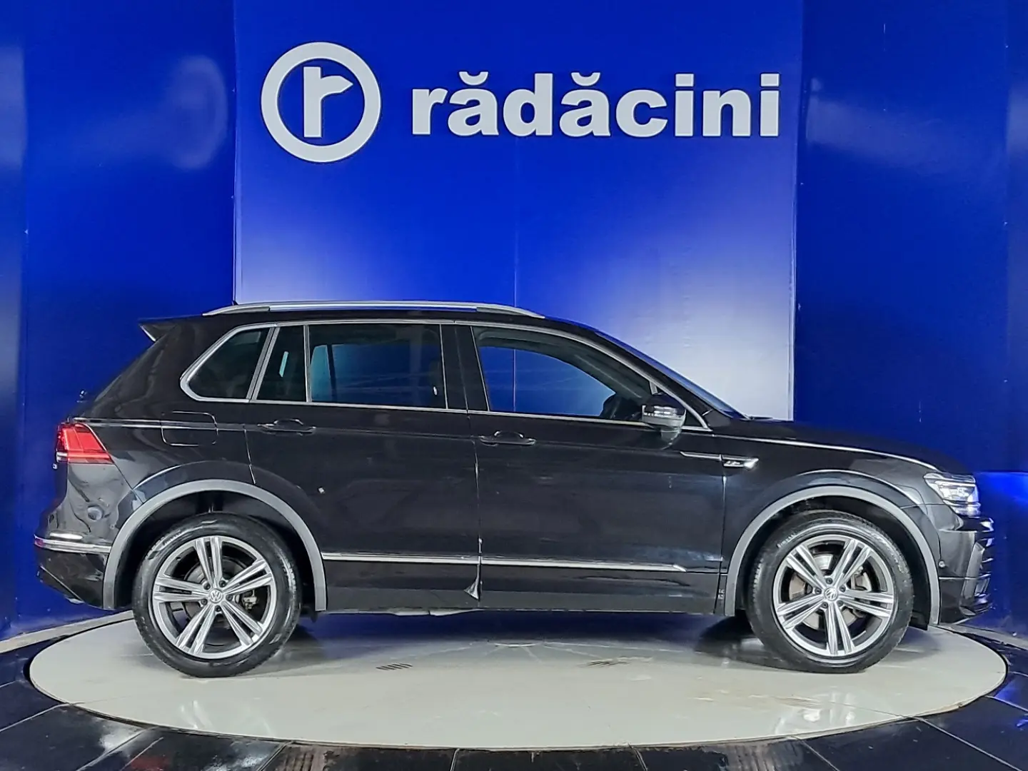 VOLKSWAGEN TIGUAN R-LINE 2.0TSI 190CP 4WD