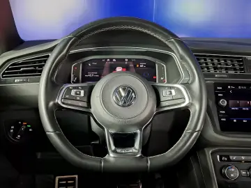 VOLKSWAGEN TIGUAN R-LINE 2.0TSI 190CP 4WD