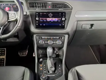 VOLKSWAGEN TIGUAN R-LINE 2.0TSI 190CP 4WD