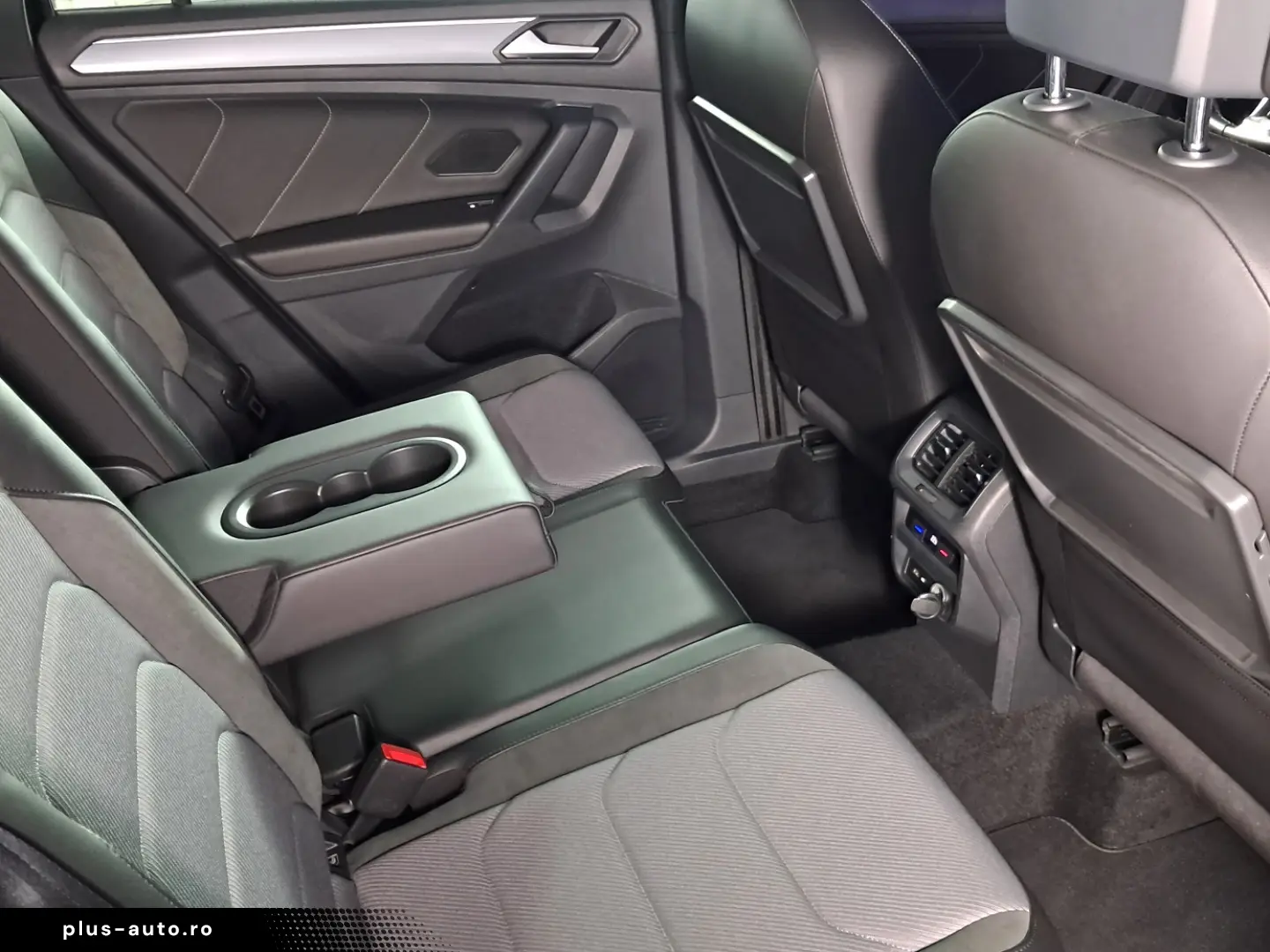 VOLKSWAGEN TIGUAN R-LINE 2.0TSI 190CP 4WD