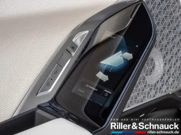 740d xDrive TV AUTOMATC DOORS LOUNGE SEATING