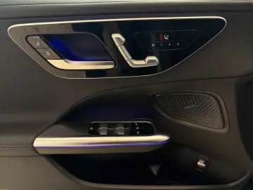 C 200 AMG  Totwinkel Spurhalte MEMORY LED 19