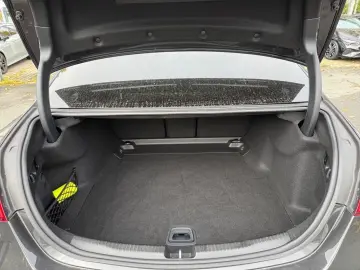 C 200 AMG NIGHT AHK DISTR LED FLA KAMERA WIDE BC