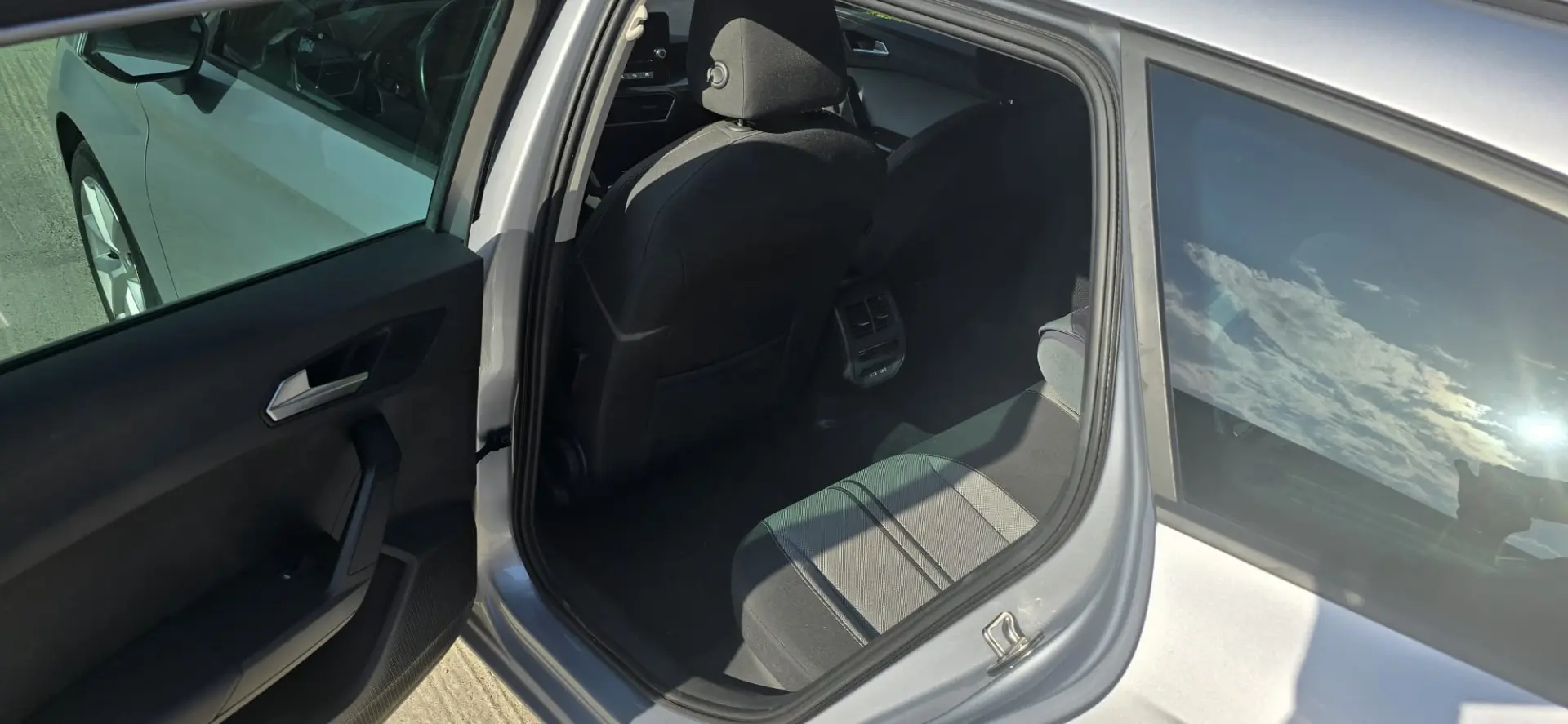 Seat Leon ST 2.0 TDI 150 CP  DSG7 Style