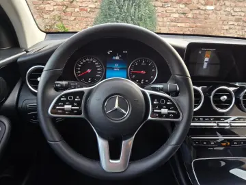 Mercedes-Benz GLC 220 d 4MATIC