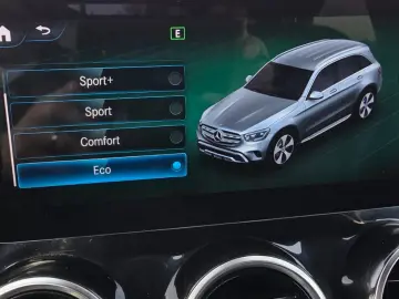 Mercedes-Benz GLC 220 d 4MATIC