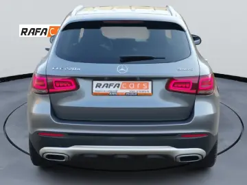Mercedes-Benz GLC 220 d 4MATIC