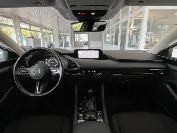 3 Lim. 4-trg. LED NAVI AbstTemp HeadUP TOP-Zust