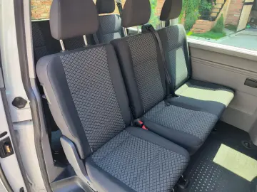 VOLKSWAGEN CARAVELE 2.0 TDI MANUAL 9 LOCURI