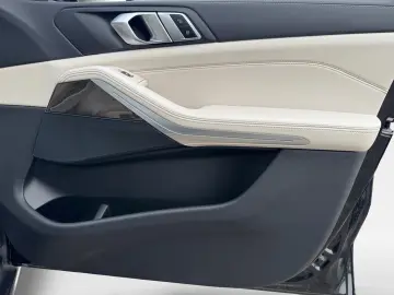 X5 xDrive30d xLine ACC Laser Innovation Pano