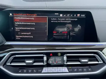 X5 xDrive 30 d xLine PANO KAMERA ACC HUD LEDER