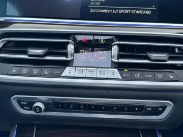 X5 xDrive 30 d xLine PANO KAMERA ACC HUD LEDER