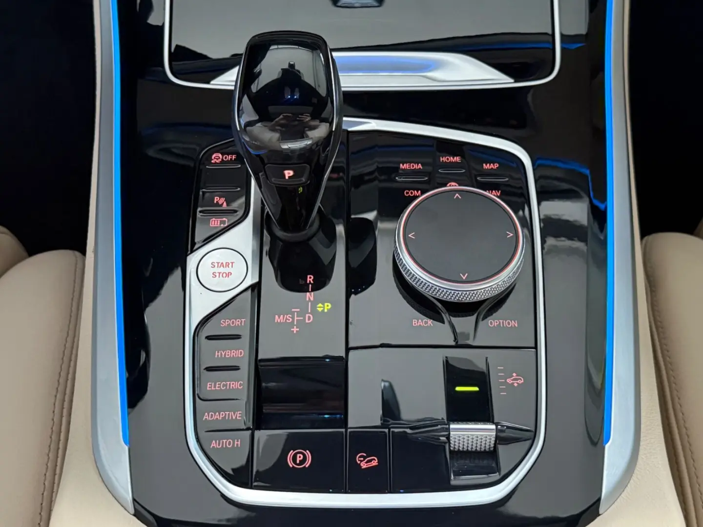 X5 45e xDr ACC M SPORT PANO LASER HUD KEY HiFi