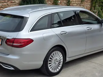 Mercedes-Benz C 220 d  4MATIC T MODELL  7G-TRONIC Avantgarde