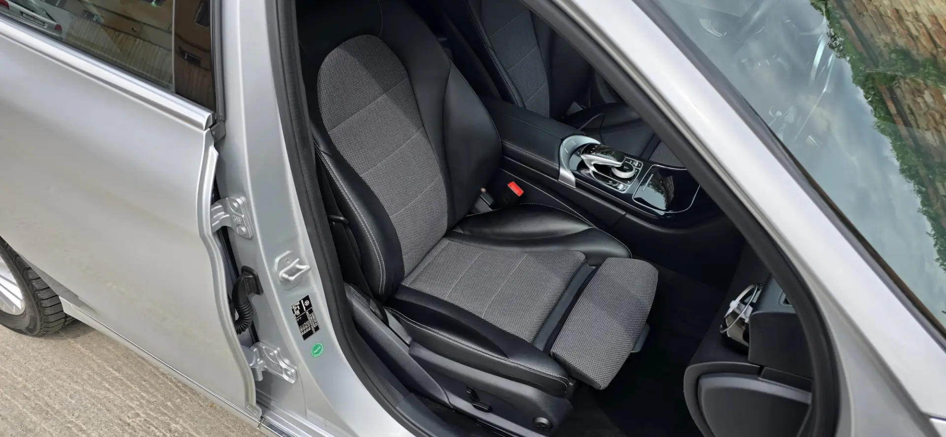 Mercedes-Benz C 220 d  4MATIC T MODELL  7G-TRONIC Avantgarde