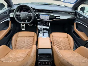 RS6 4.0TFSI Audi Exclusive paket Laser 305kmh Pano