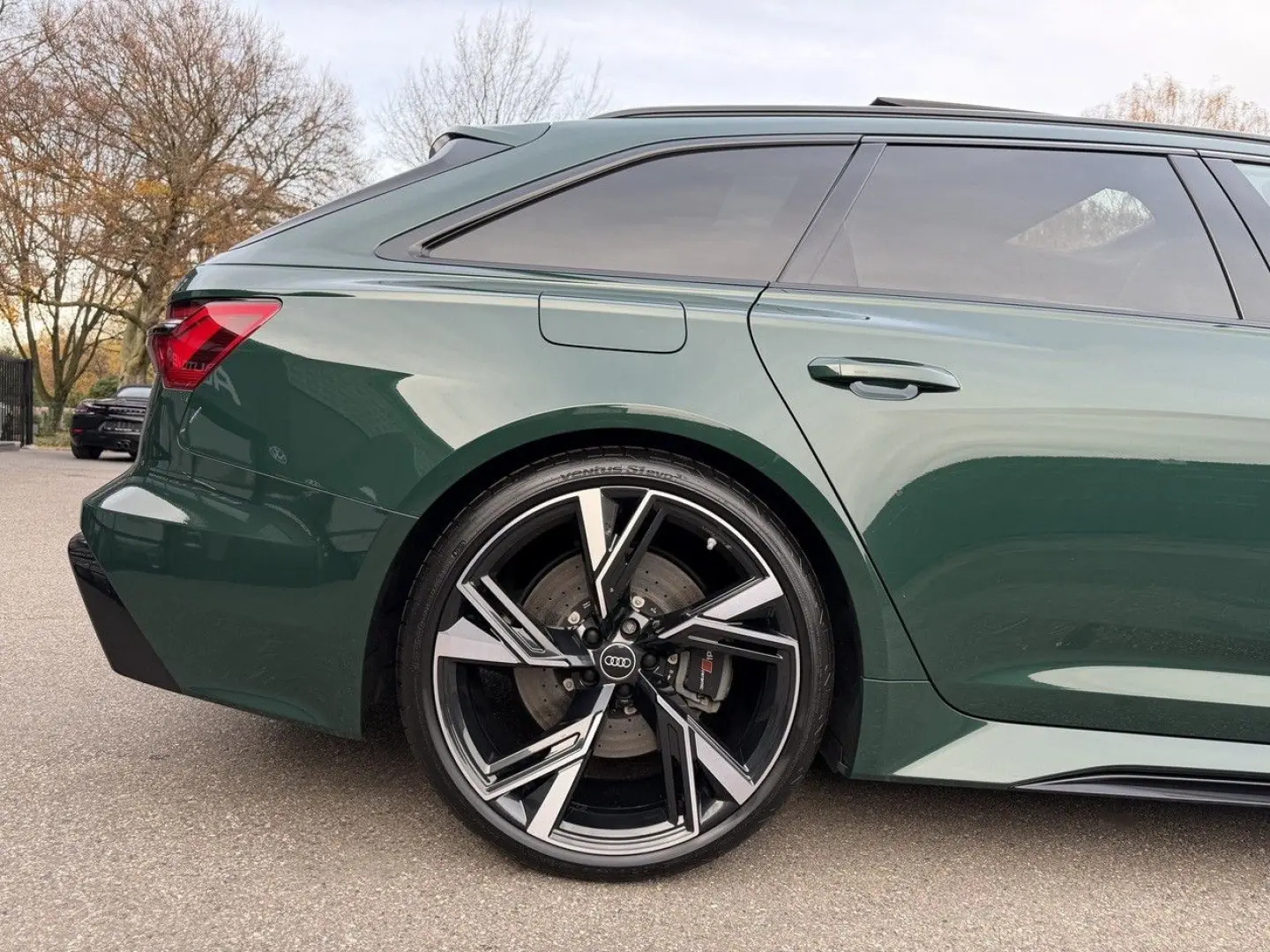 RS6 4.0TFSI Audi Exclusive paket Laser 305kmh Pano