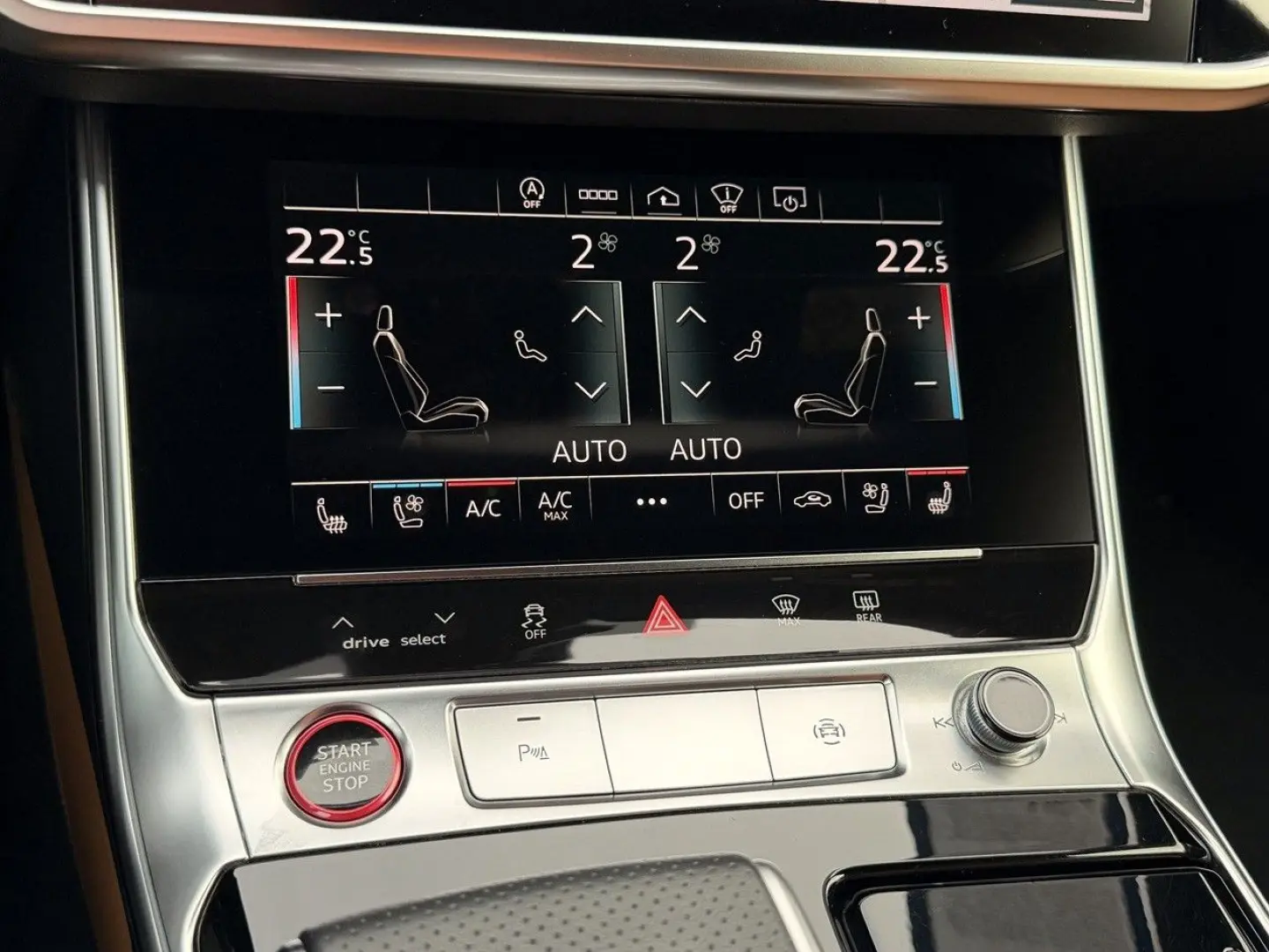 RS6 4.0TFSI Audi Exclusive paket Laser 305kmh Pano