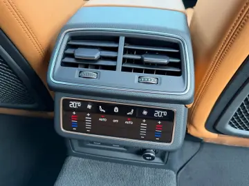 RS6 4.0TFSI Audi Exclusive paket Laser 305kmh Pano