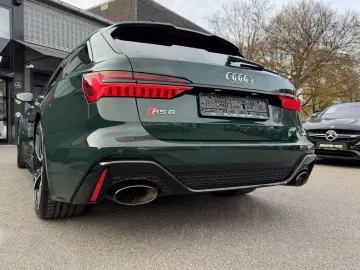 RS6 4.0TFSI Audi Exclusive paket Laser 305kmh Pano