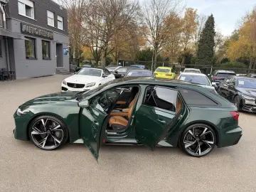 RS6 4.0TFSI Audi Exclusive paket Laser 305kmh Pano