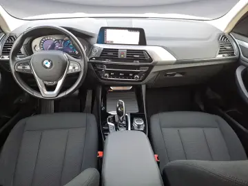 X3 xDrive30e xLine AT Navi Bluetooth PDC Kurvenl