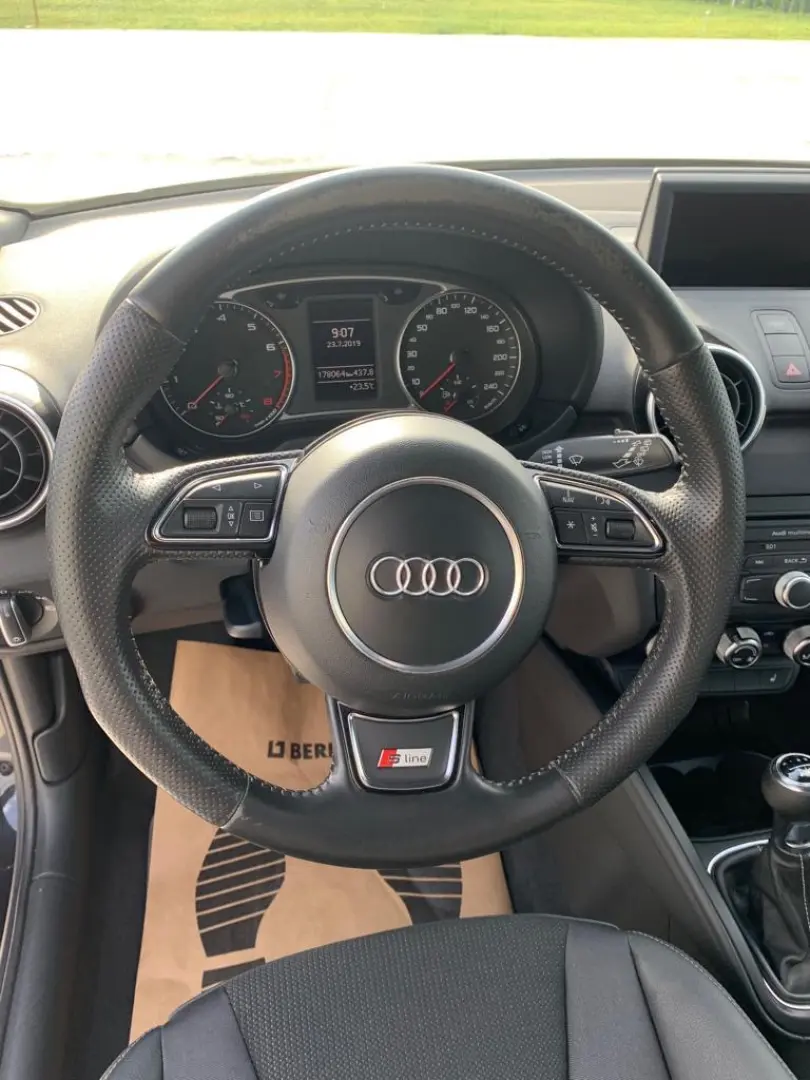 Audi A1 TFSI  S line