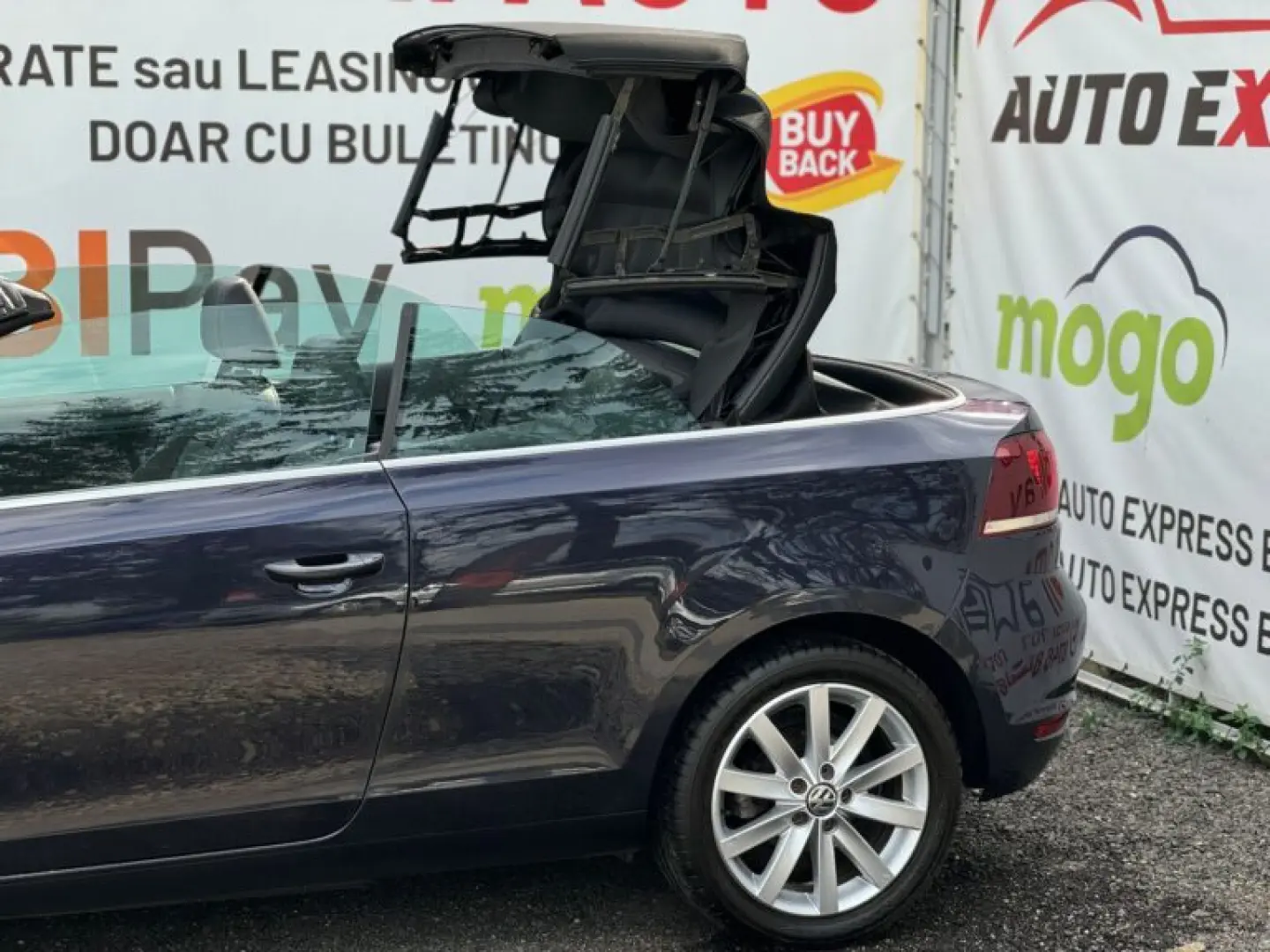 VOLKSWAGEN GOLF 6 CABRIO