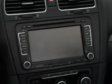 VOLKSWAGEN GOLF 6 CABRIO
