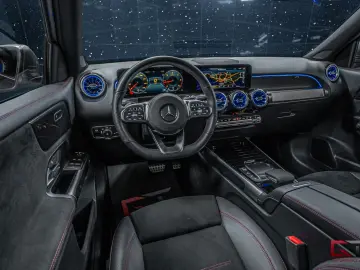 GLB 200 d 4M AMG 7ocuri