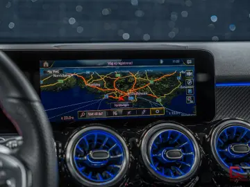 GLB 200 d 4M AMG 7ocuri