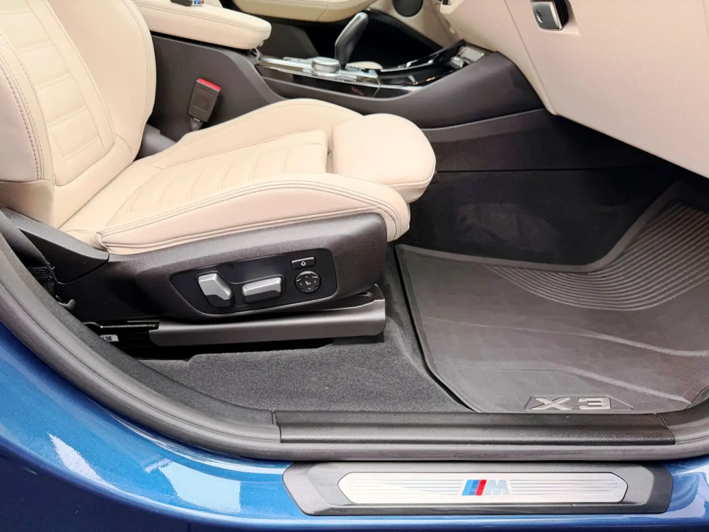 BMW X3 30E XDRIVE PLUG-IN HYBRID M PACKAGE STEPTRONIC