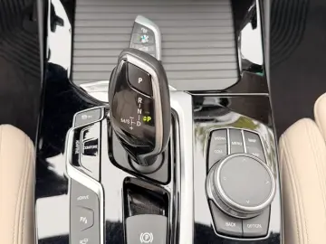 BMW X3 30E XDRIVE PLUG-IN HYBRID M PACKAGE STEPTRONIC