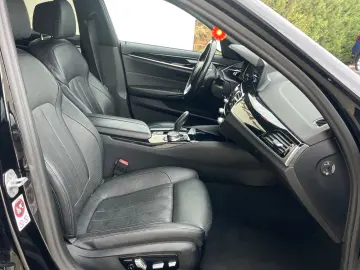 BMW Seria 5 520d xDrive AT