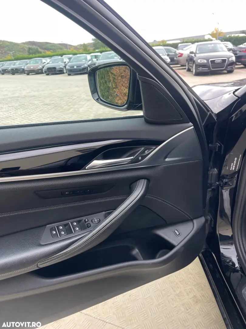 BMW Seria 5 520d xDrive AT