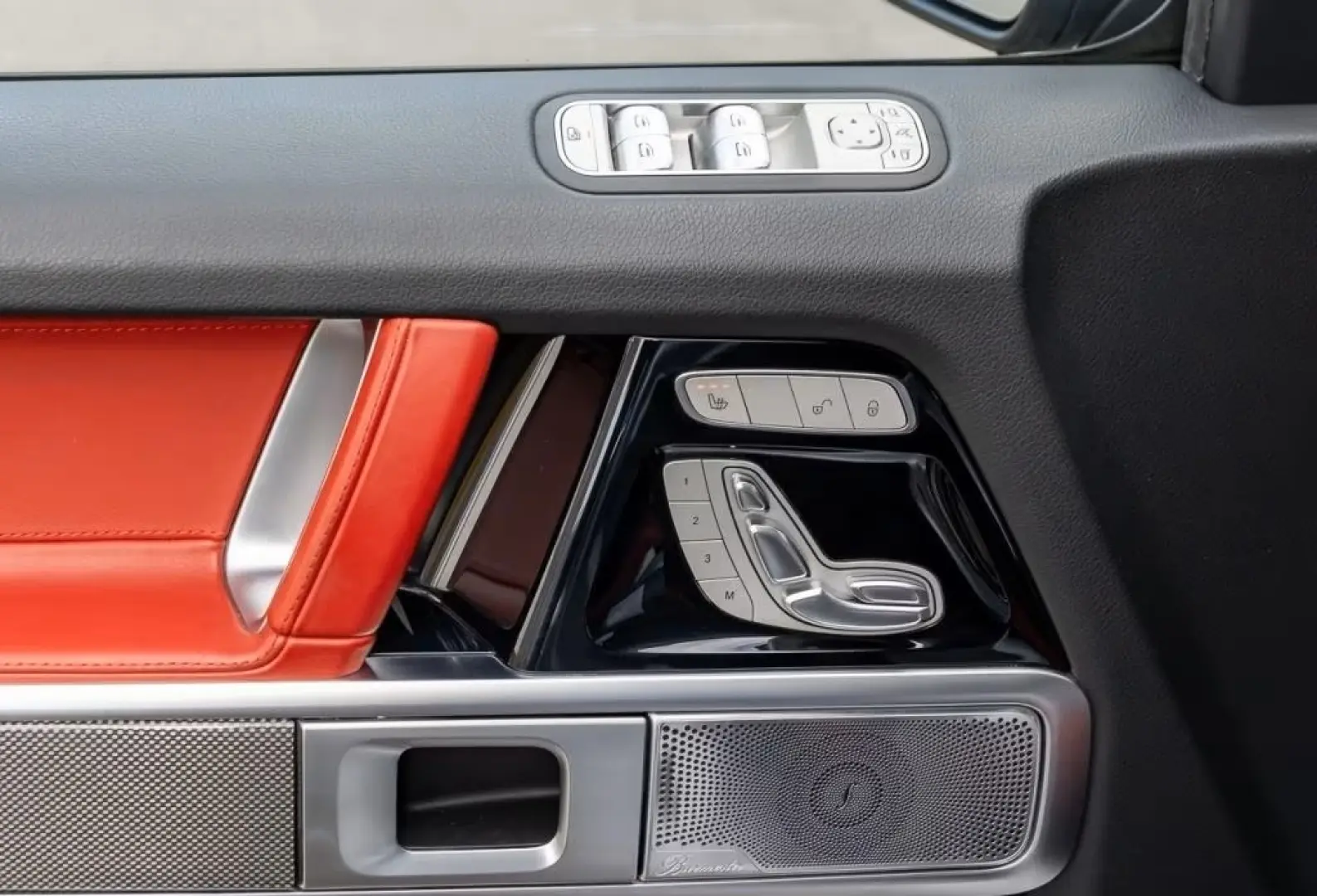 G 400 d AMG Line  AHK 360 Distr Comand SHD Burm