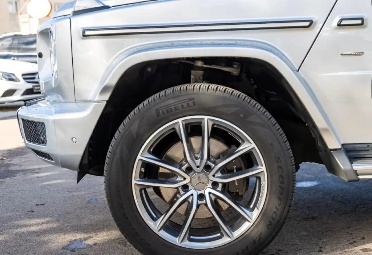 G 400 d AMG Line  AHK 360 Distr Comand SHD Burm