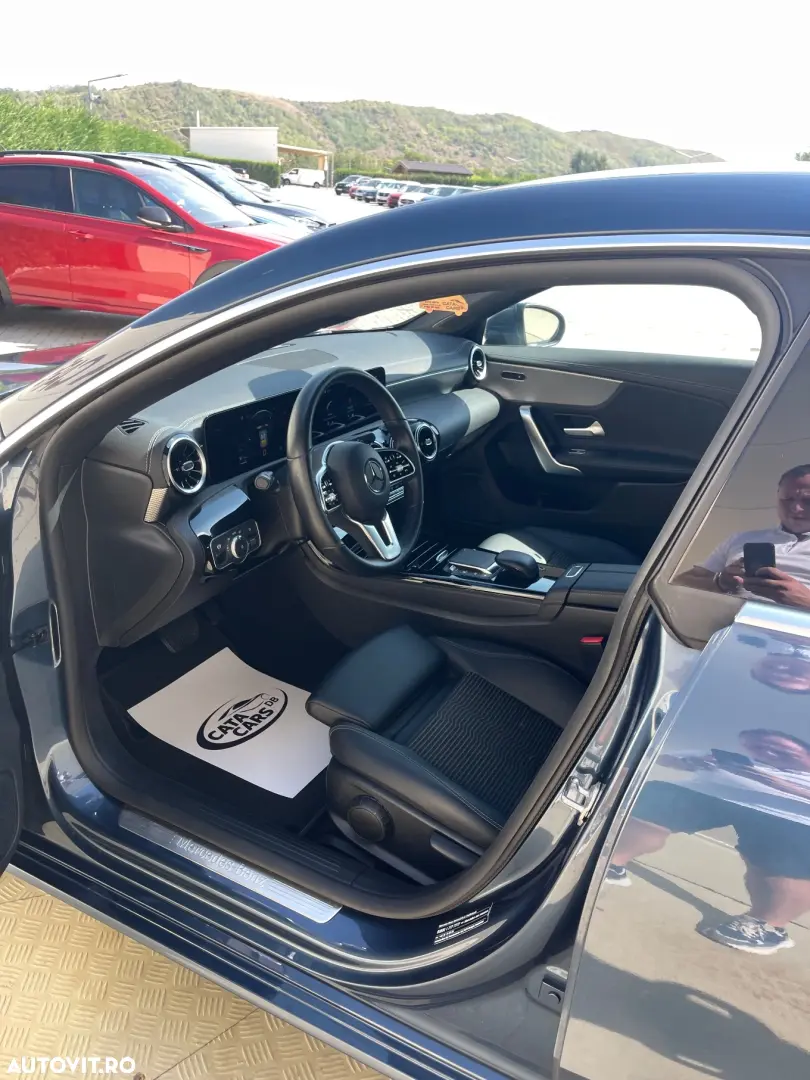 Mercedes-Benz CLA 200 7G-DCT