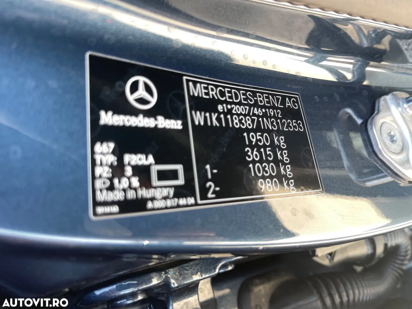 Mercedes-Benz CLA 200 7G-DCT