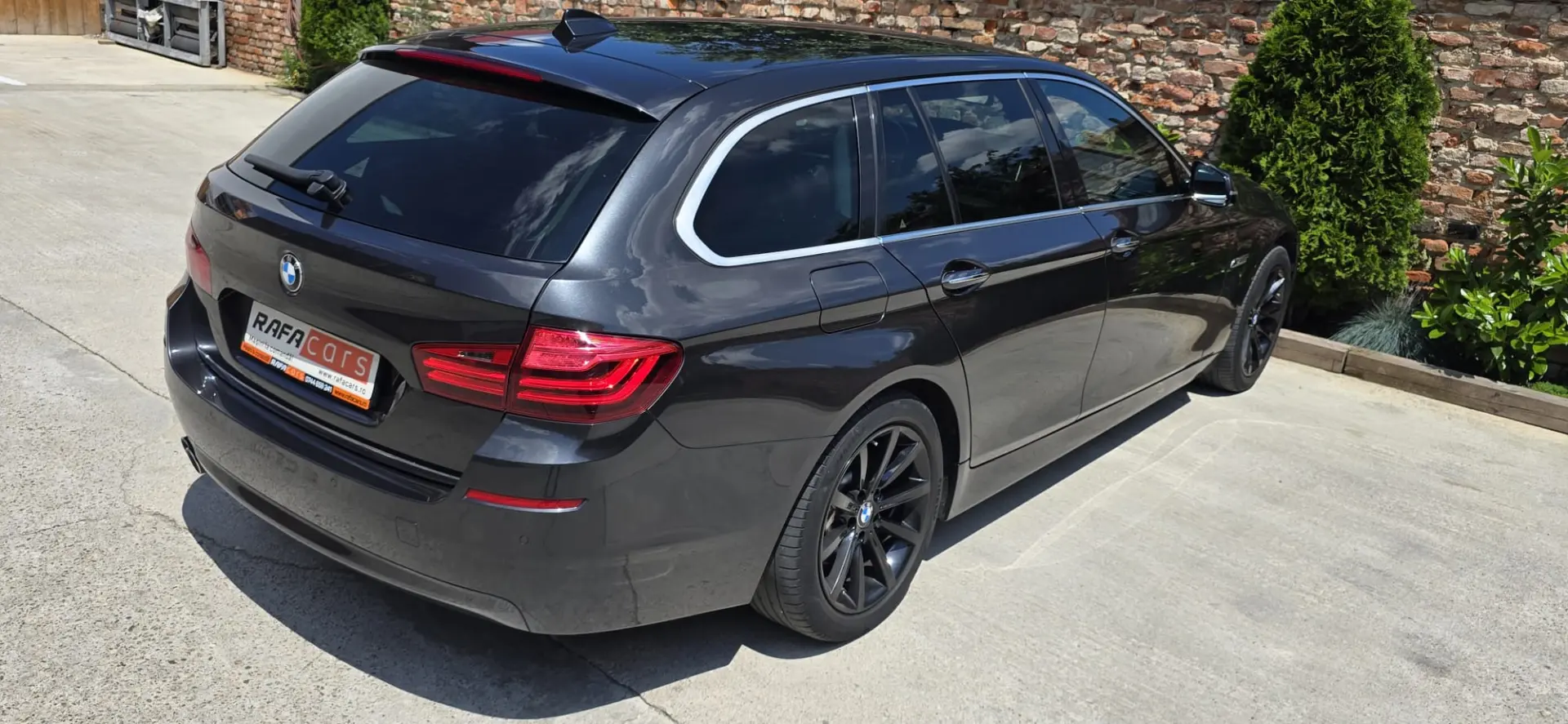 BMW 520d 190 CP xDrive Touring Aut. Luxury Line