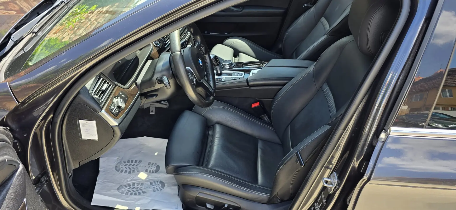 BMW 520d 190 CP xDrive Touring Aut. Luxury Line