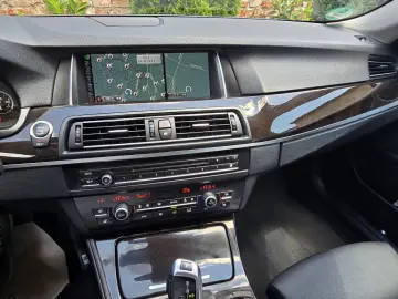BMW 520d 190 CP xDrive Touring Aut. Luxury Line