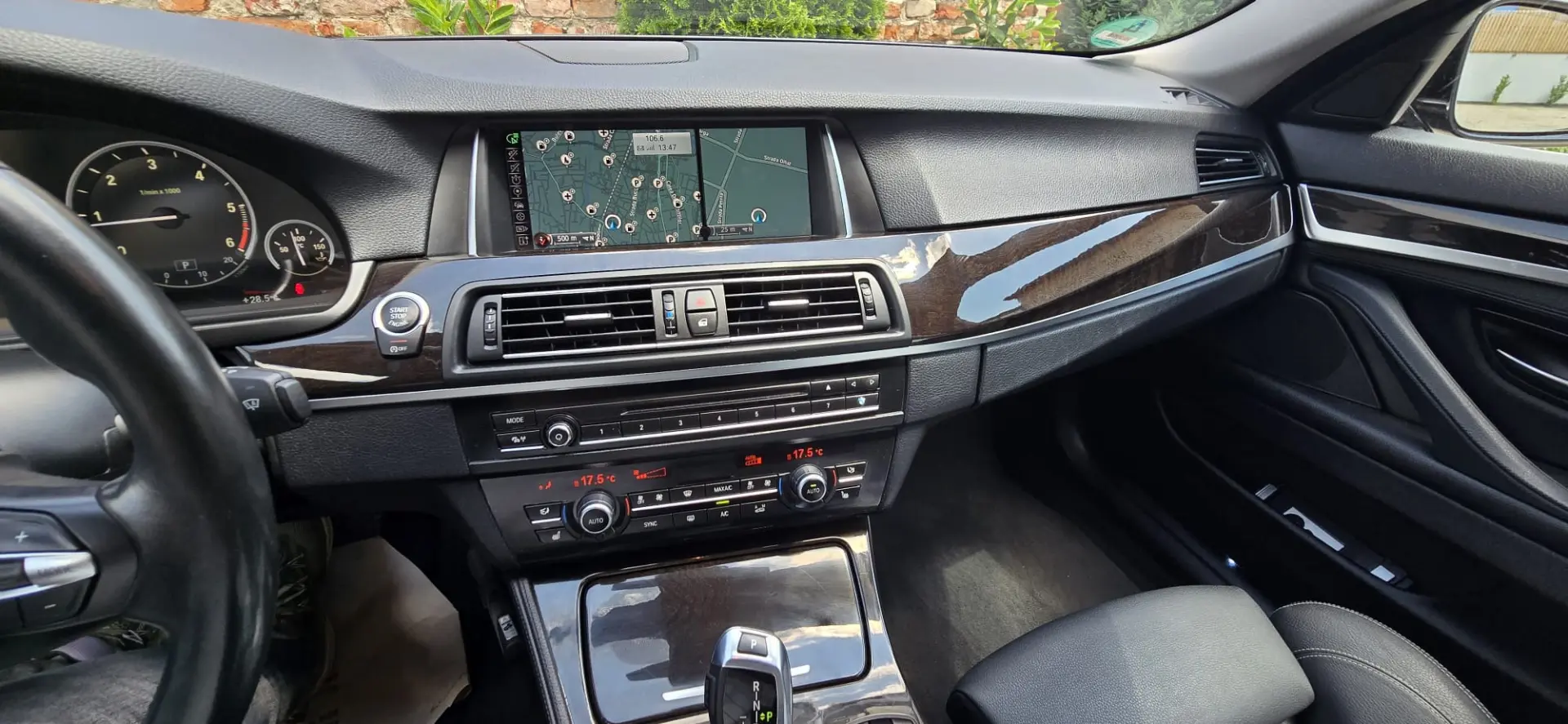 BMW 520d 190 CP xDrive Touring Aut. Luxury Line