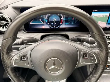 MERCEDES E 220D COUPE 9G-TRONIC