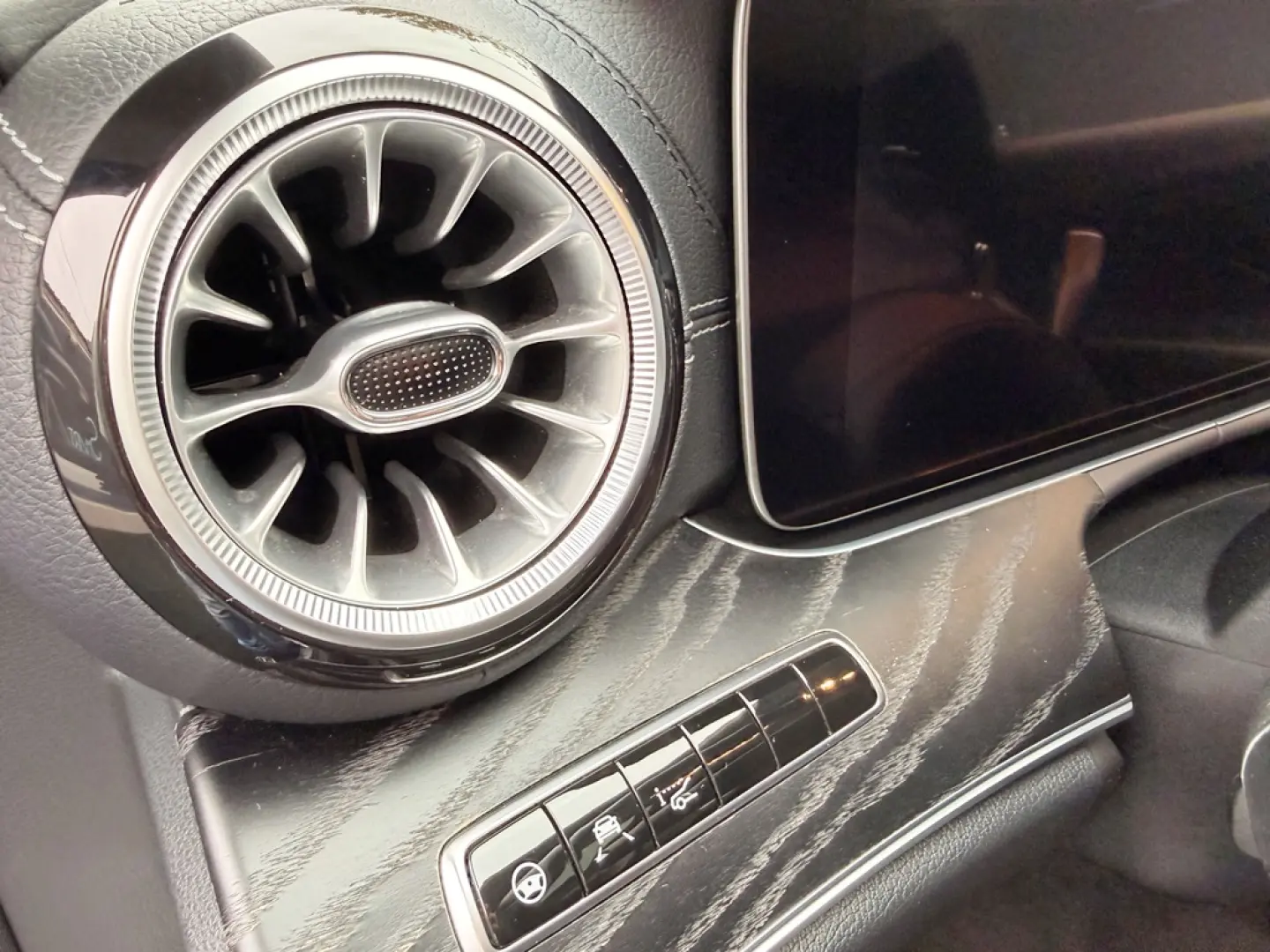 MERCEDES E 220D COUPE 9G-TRONIC