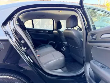 RENAULT MEGANE 1.4 TCE AUTOMAT