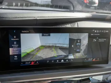 740d xDrive TV AUTOMATC DOORS LOUNGE SEATING