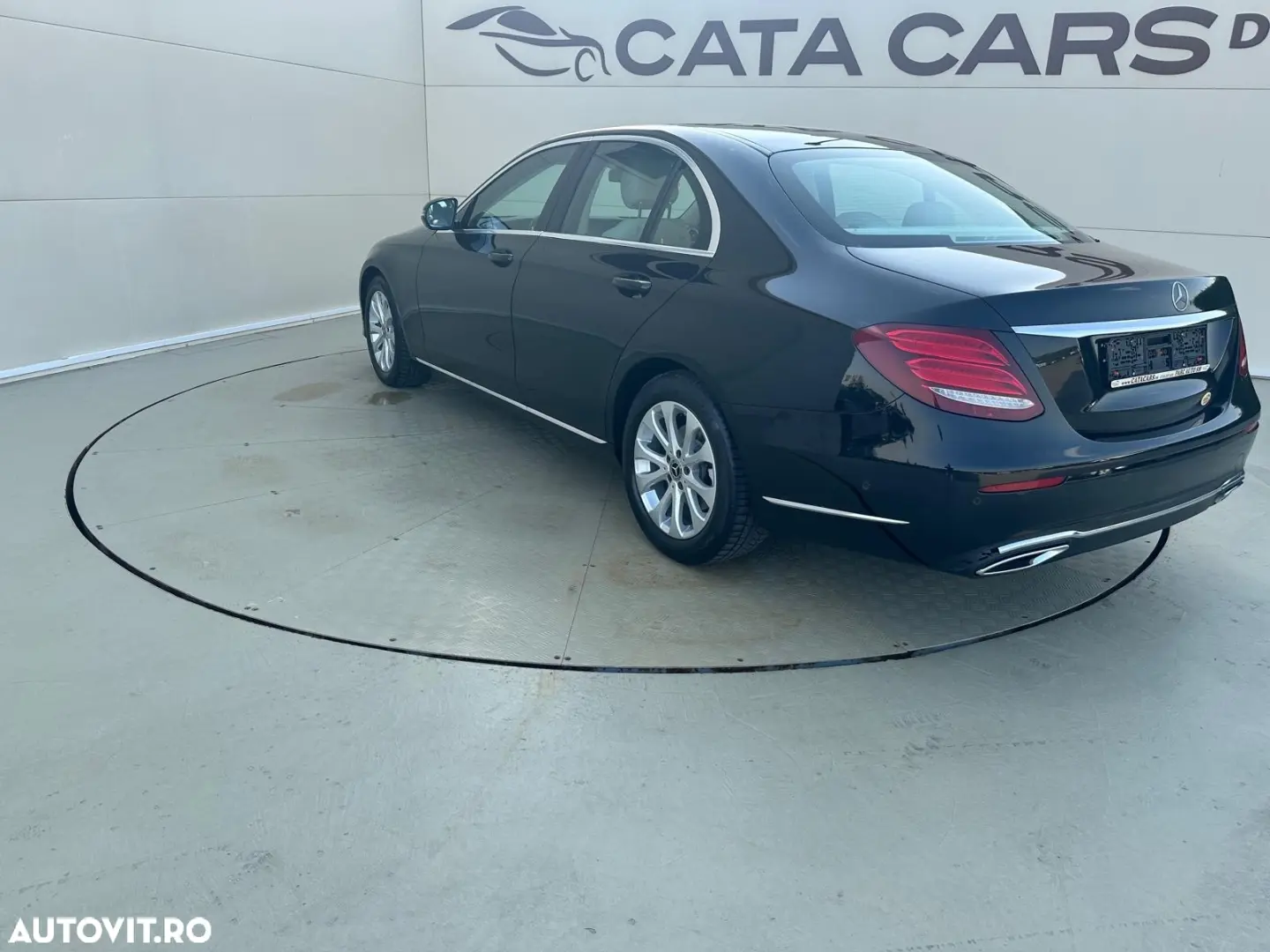 Mercedes-Benz E 220 d 4Matic T 9G-TRONIC Exclusive