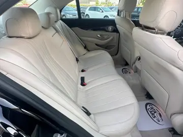 Mercedes-Benz E 220 d 4Matic T 9G-TRONIC Exclusive
